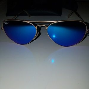 RAY-BAN AVIATOR Mirrored Sunglasses gold rim